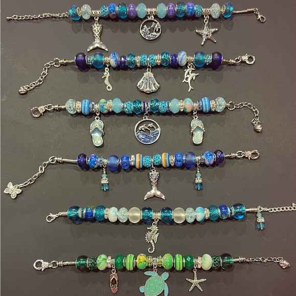 Women’s bracelets hand made and one of a kind - Picture 5 of 6